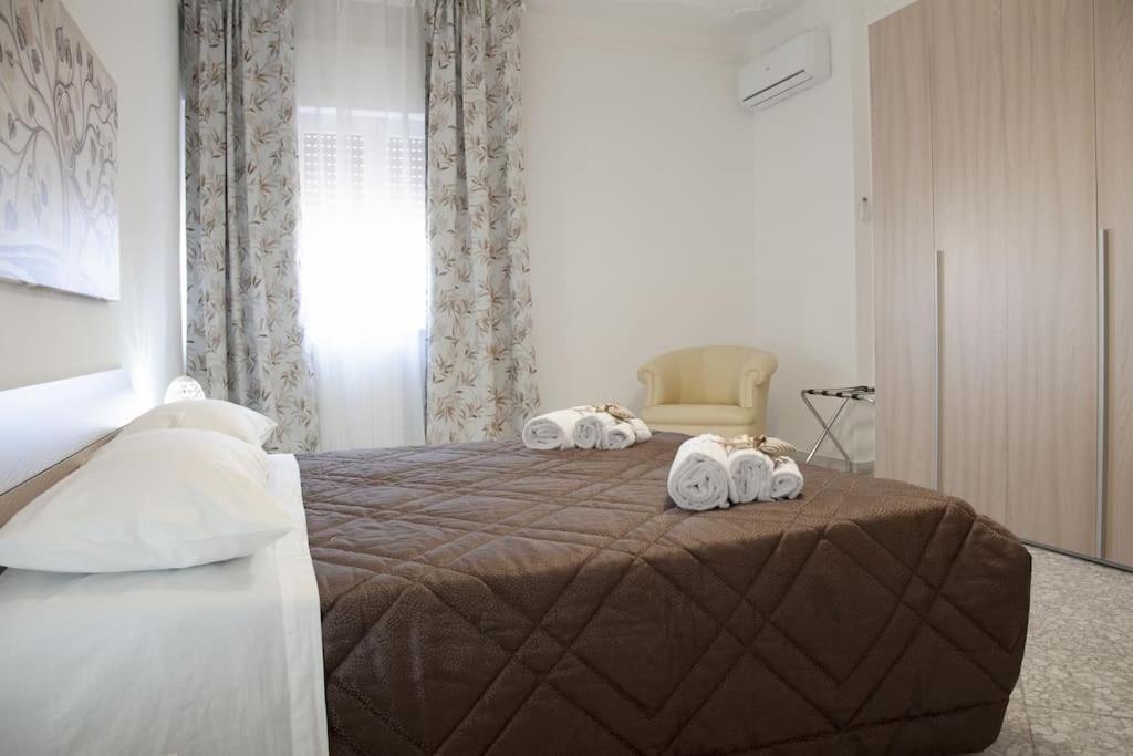 Il Mare In Citta. Appartamento Vista Mare Монополи Экстерьер фото