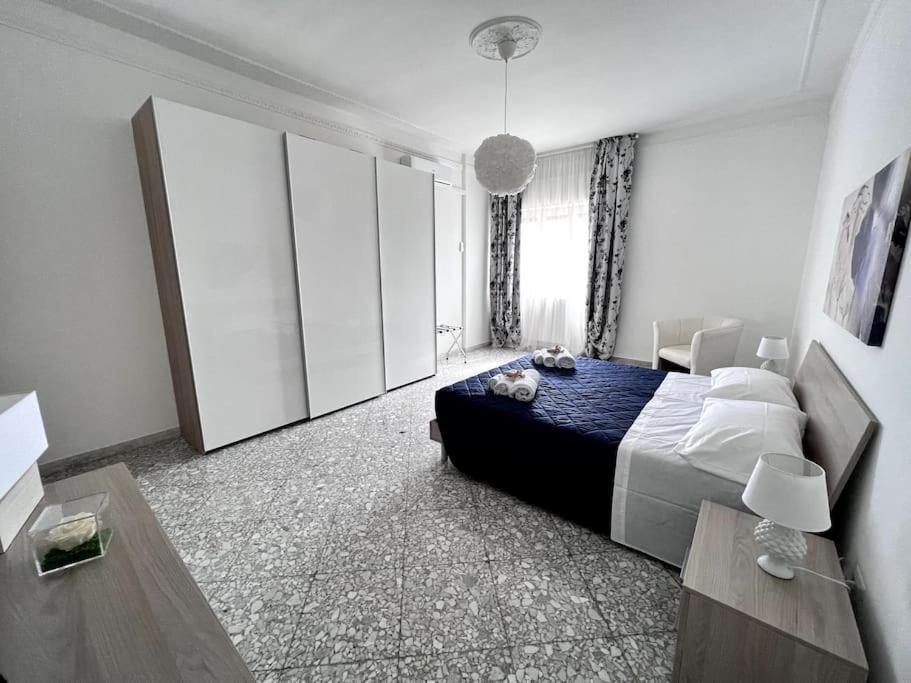 Il Mare In Citta. Appartamento Vista Mare Монополи Экстерьер фото